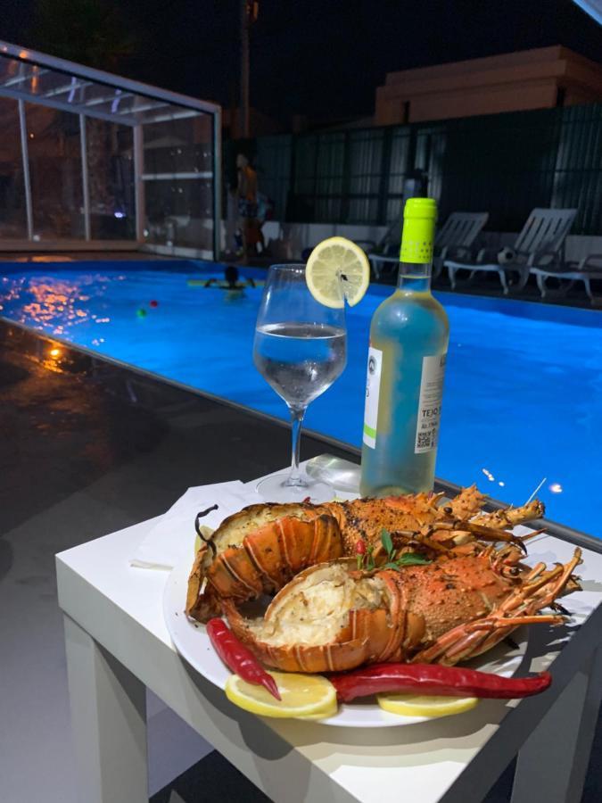 Aroeira Tropical Villa - Omega Charneca  Ngoại thất bức ảnh