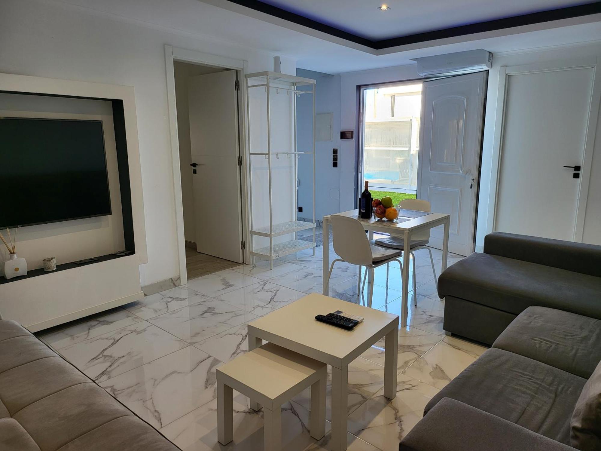 Aroeira Tropical Villa - Omega Charneca  Ngoại thất bức ảnh